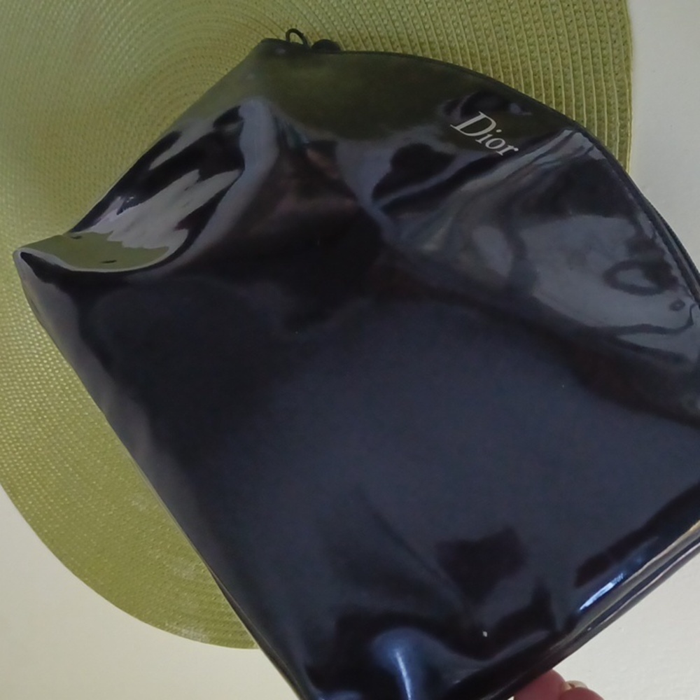 DIOR Cosmetic Bag - Picture 7 of 12